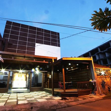 Easton Kuta Homestay Zewnętrze zdjęcie