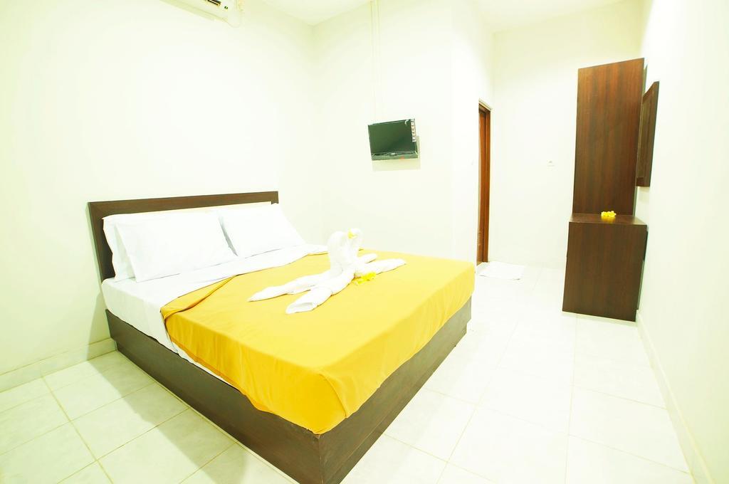 Easton Kuta Homestay Zewnętrze zdjęcie