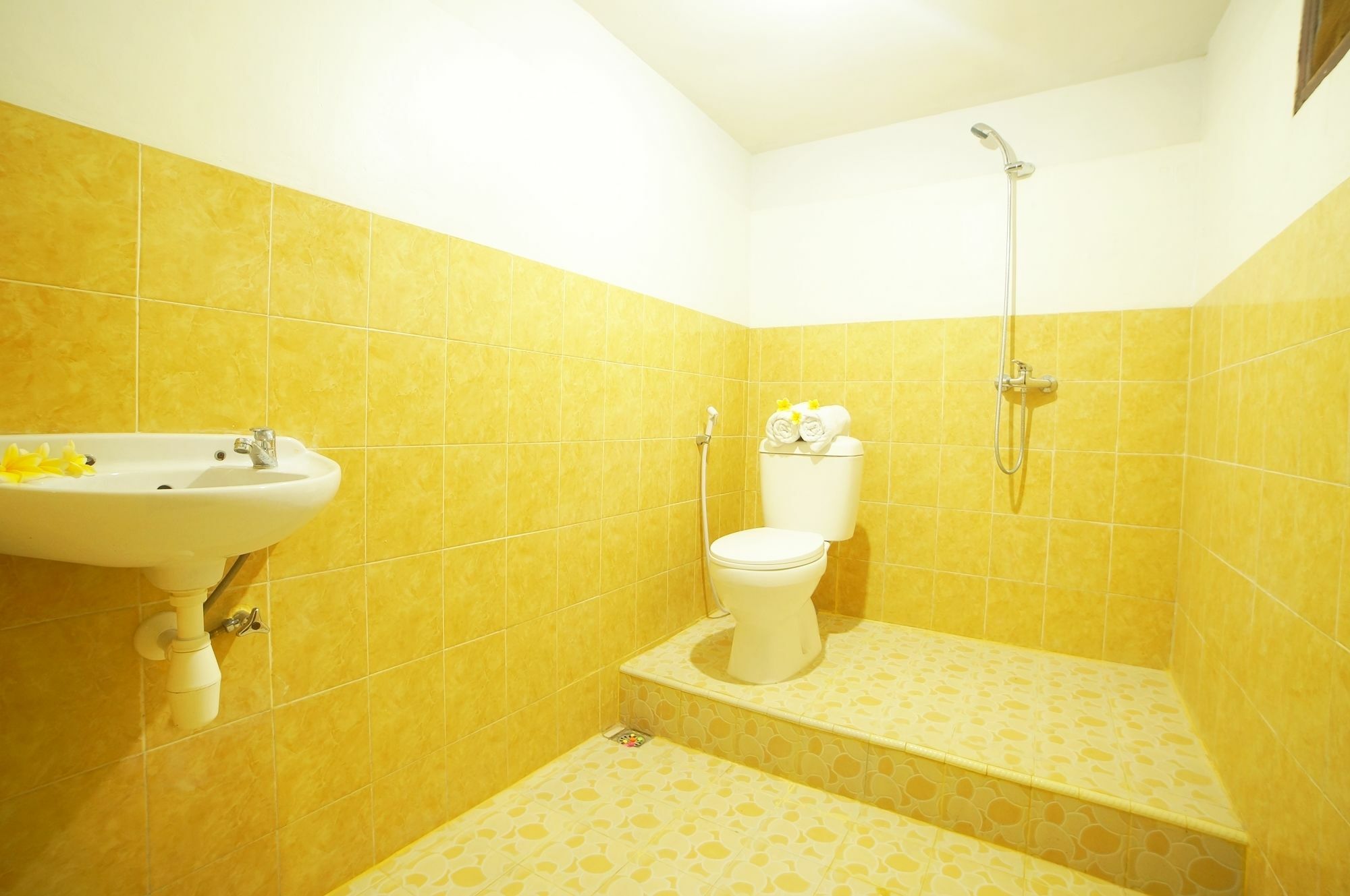 Easton Kuta Homestay Zewnętrze zdjęcie